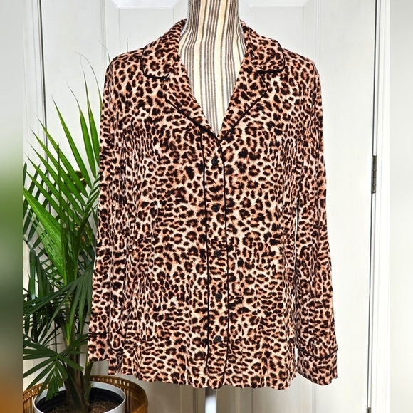 Soma Intimates Women’s Leopard Print Cool Nights Long-Sleeve Sleep Shirt Size L - Picture 1 of 6